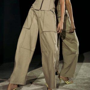 TOPSTITCHED ZIPPERED PANTS